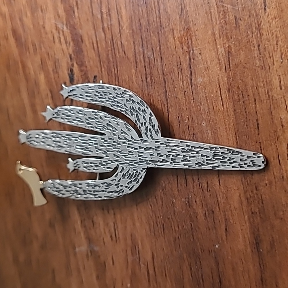 Retired James Avery Saguaro Cactus Pendant